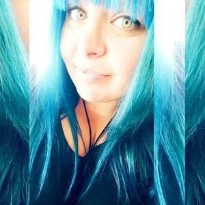 Meet your Posher, Leslie